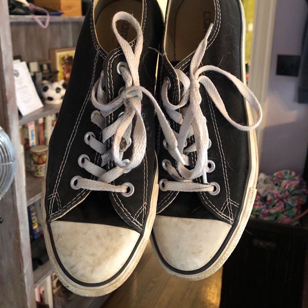 Black Converse low top